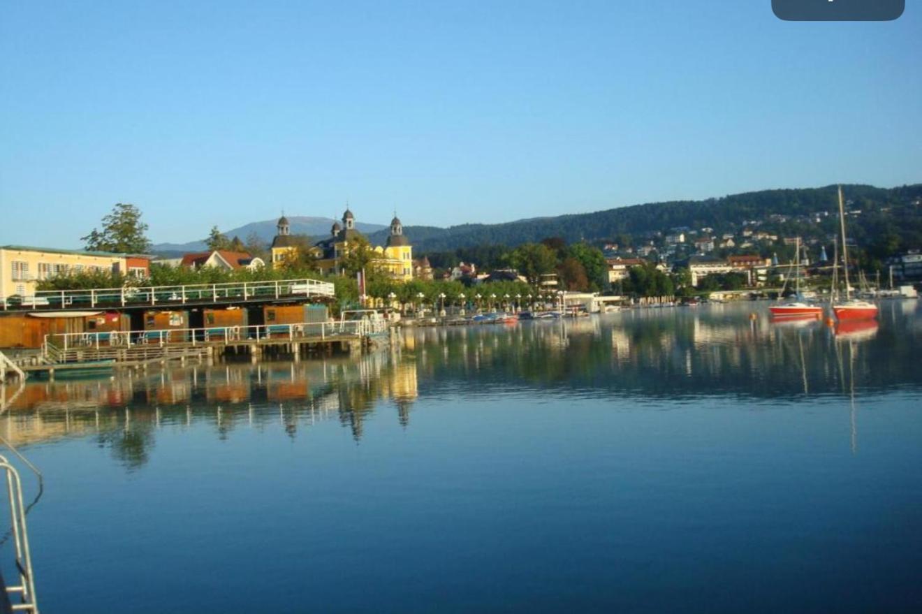 Strandhaus Am Woerthersee Velden am Wörthersee Exteriör bild